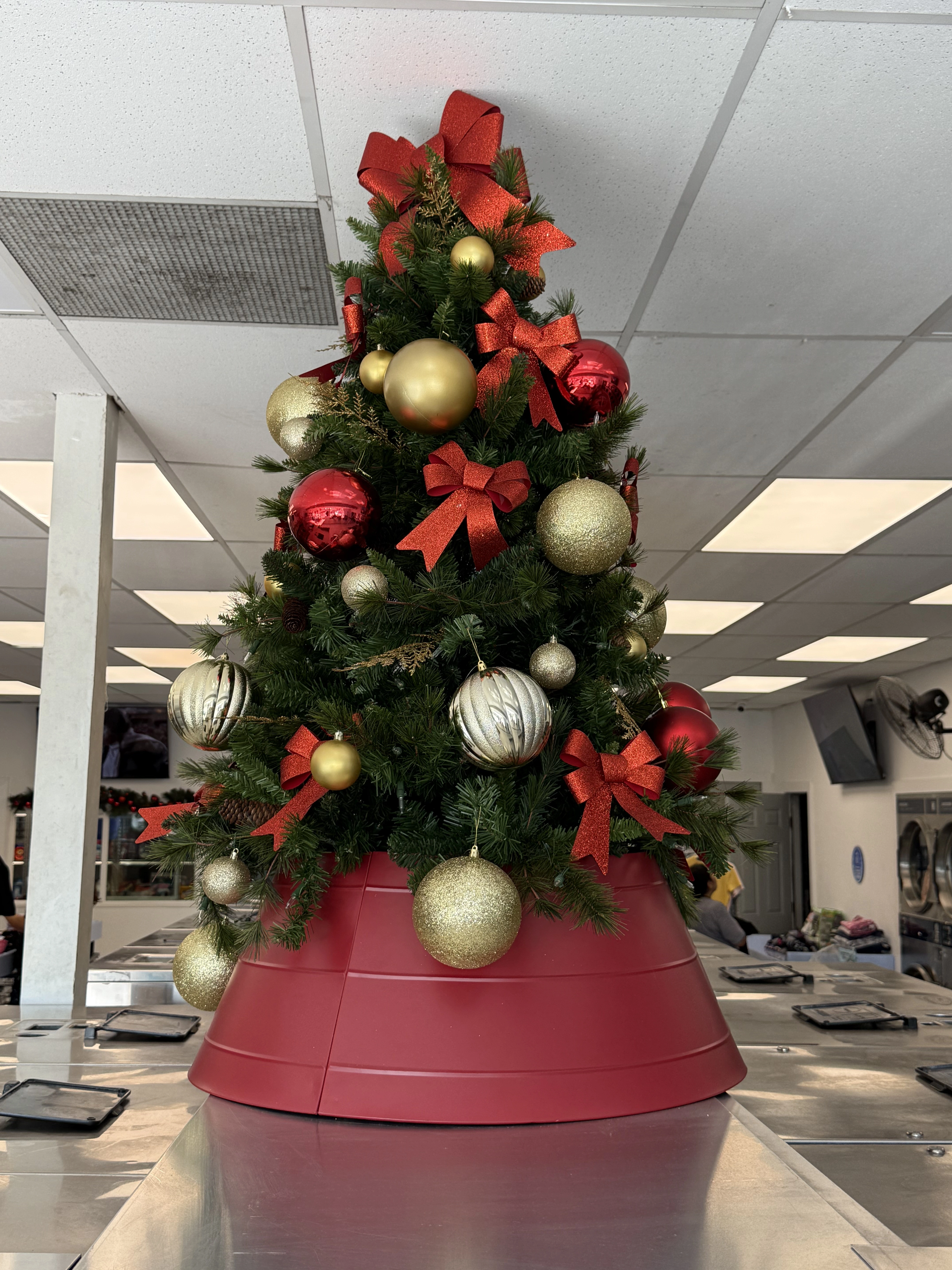 Laundry Services Laundromat Near Me Fullerton Ca Socal Oc (26)